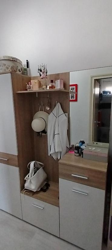 ikea ormari za sobu: Predsoblje sa ogledalom,v185 š145 d35cm, ima više odeljaka za obuću — 8