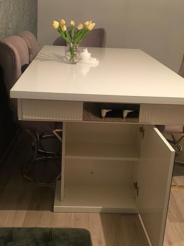 transformator satışı: Qonaq otağı üçün, İşlənmiş, Açılan, Kvadrat masa, 6 stul