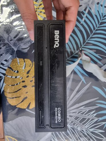 i nix: BenQ CB523K 📀 CD-RW/DVD-ROM Drive 💽 CD yazır və oxuyur 📀 DVD