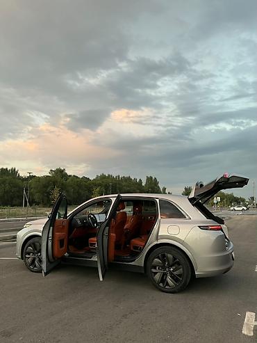 Lixiang: Lixiang L7: 2023 г., 1.5 л, Автомат, Гибрид, Внедорожник — 7