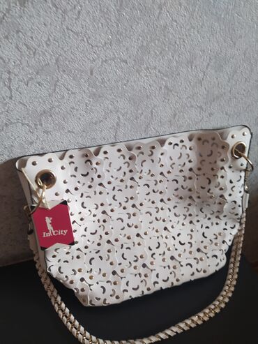 Çantalar: Hamısı teze firma mallar — 2