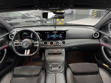 Mercedes-Benz: Mercedes-Benz E-Class: 2021 г., 2 л, Автомат, Бензин, Седан — 1