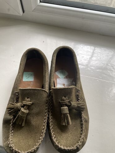 обувь адидас: Мокасины детские для мальчишек,размер 30 куплены в Европе оригинал