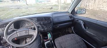 Volkswagen: Volkswagen Golf: 1995 г., 2 л, Механика, Бензин, Хэтчбэк — 10