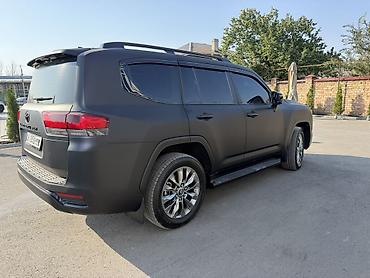 номерные рамки на авто: Toyota Land Cruiser: 2024 г., 3.5 л, Типтроник, Бензин, Внедорожник — 4