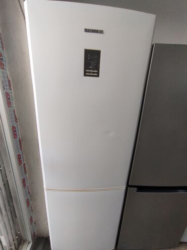 samsunk s4: Б/у Холодильник Samsung, No frost, Двухкамерный, цвет - Белый