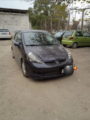 авто в рассрочку в бишкеке без первоначального взноса: Honda Fit: 2008 г., 1.5 л, Механика, Бензин, Хетчбек