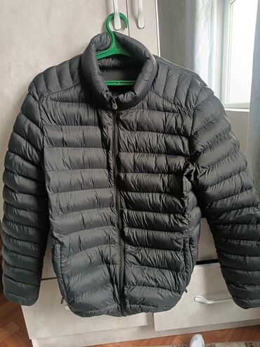 пуховик мужской бишкек: Куртка L (EU 40), XL (EU 42)
