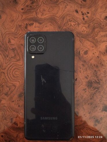 экран: Samsung Galaxy A22, 128 ГБ, цвет - Черный, Сенсорный