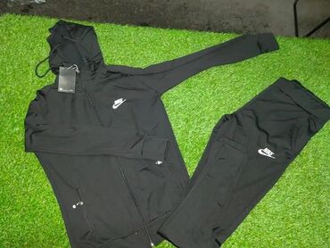 Trenerke: Komplet, Nike, bоја - Crna, Poliester — 1