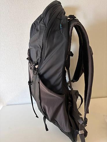 gore tex: Рюкзак Salomon AeroTrek 20 - Объем: 20 л, вентилируемая сетчатая — 2