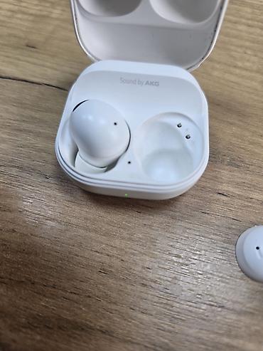 anker qulaqliq: Samsung Galaxy Buds2 (modell: SM-R177) – “Sound by AKG” simsiz — 1