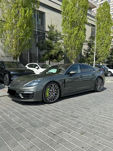 li 9: Porsche Panamera 4: 2.9 l | 2021 il 13000 km Hetçbek — 1