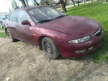 Mazda XEDOS 6: 1992 г., 2 л, Механика, Бензин, Седан