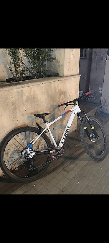 cube: Cube hardtail dağ velosipedi - Çərçivə: yüngül alüminium, daxili — 1