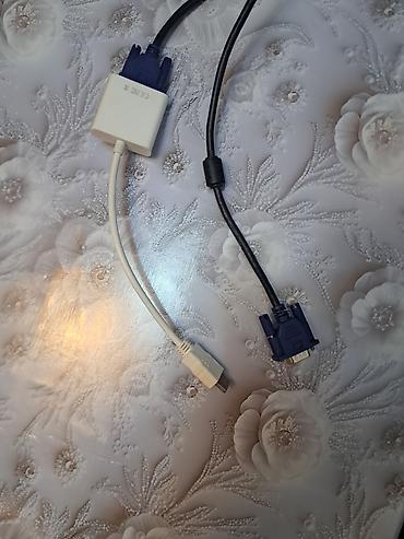 HDMI → VGA adapter və VGA kabeli dəsti Xüsusiyyətlər: - Mini HDMI