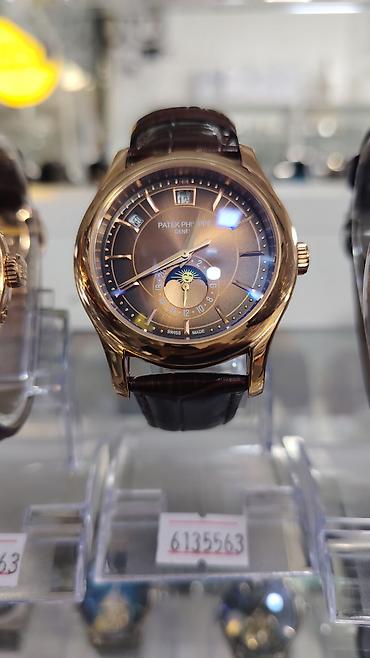 günüş saat: Patek Philippe Geneve kişi qol saatı - Klassik dairəvi korpus, qızılı — 2