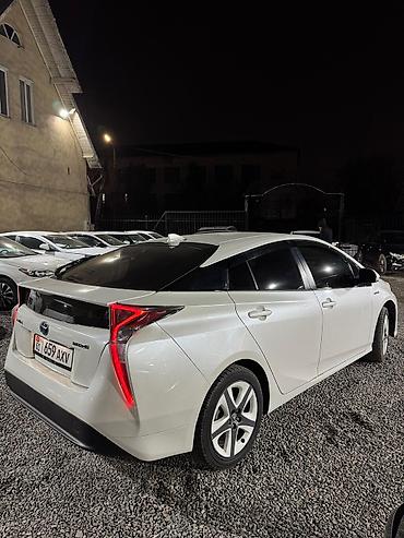 Toyota: Toyota Prius: 2016 г., 1.8 л, Робот, Гибрид, Хэтчбэк — 5