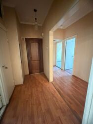 Продажа квартир: 4 комнаты, 80 м², 105 серия, 2 этаж, Старый ремонт at lalafo.kg — 2 Продажа квартир: 4 комнаты, 80 м², 105 серия, 2 этаж, Старый ремонт — 2