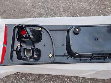 spica ruma: CRNA BLENDA SA STOP LAMPAMA ZA VOLKSWAGEN SHARAN OD 1995. DO 2000 — 5