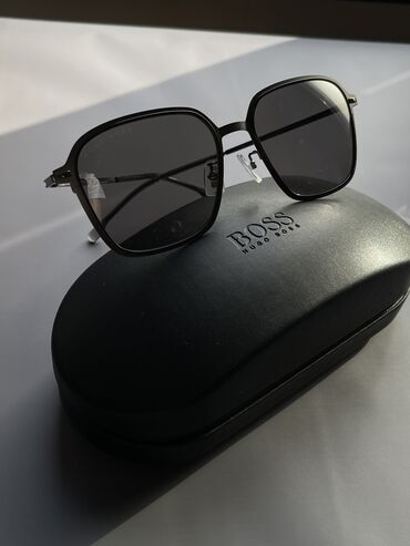 солнце защитный очки: Продаю очки Hugo boss