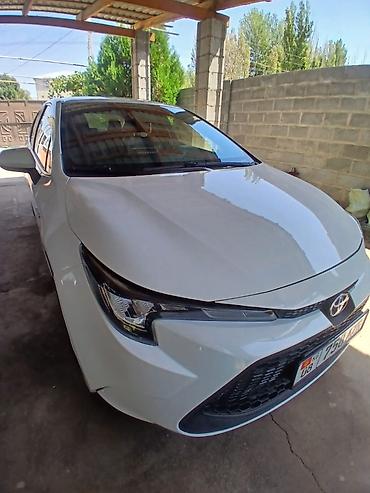 voxy noah: Toyota Corolla: 2021 г., 1.8 л, Вариатор, Гибрид, Седан — 6