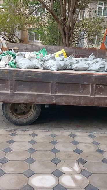 Yük daşımaları: Bütün növ yüklərin söküntü tullantıların daşınması xidməti tikinti — 3