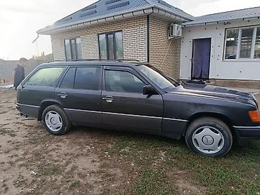 комбин: Mercedes-Benz E-Class: 1992 г., 2 л, Механика, Бензин, Универсал — 2