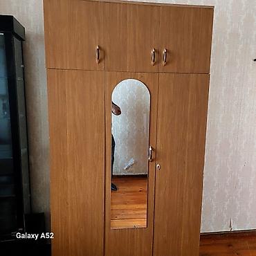 Paltar dolabları, qarderoblar: İşlənmiş, 2 qapılı, Güzgülü, Qara, Taxta, Açılan, Düz dolab — 2
