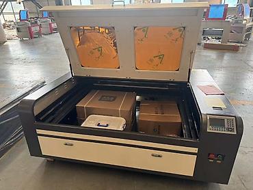 Лазерный гравёр/режущий станок CO₂ 1300/1000 мм мощность 130 ватт at lalafo.kg Лазерный гравёр/режущий станок CO₂ 1300/1000 мм мощность 130 ватт