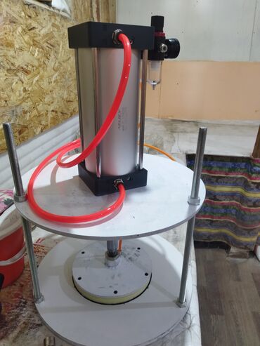 Другое оборудование для пищевой промышленности: Нан жасаган апарат . Аппарат для приготовления лепешки . комплект 