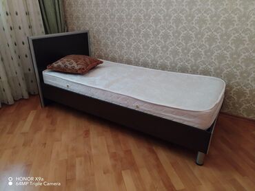 bakida metalin qiymeti: IlhÇarpayı👇Qiyməti:*135* manat. Matraslıdır. 3 ədəd var