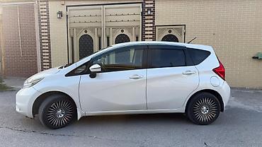 Nissan: Nissan Note: 1.2 l | 2015 il — 6