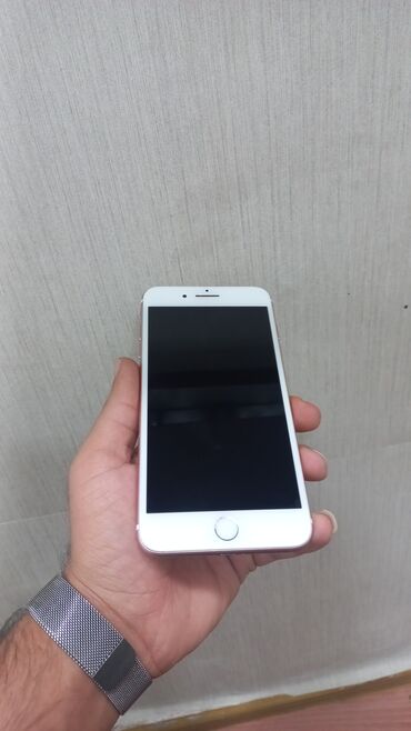 Digər mobil telefonlar: Satılır: 3 ədəd smartfon (şəkillərdə) 1) Apple iPhone (qara rəng) - — 30