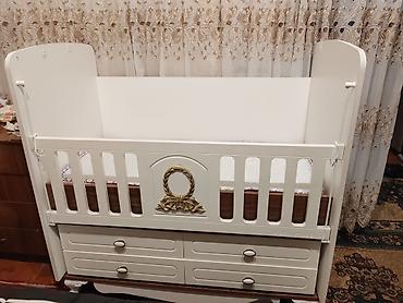 Uşaq mebeli: Uşaq beşiyi – “Baby Mood” model - Rəng: ağ, qızılı dekor elementli ön — 1