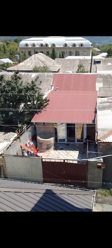 sədərək ticarət mərkəzi xalçalar: Zaqatala seherinde ev satilir .senedi kupça