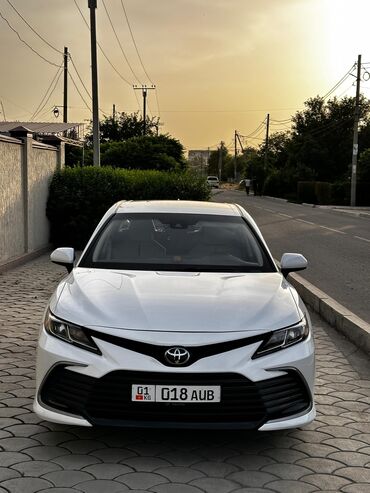 Toyota: Toyota Camry: 2021 г., 2.5 л, Автомат, Бензин, Седан