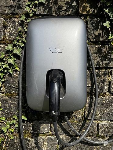 lixiang: Li Auto (Lixiang) elektromobilləri üçün tam orijinal və ideal — 1