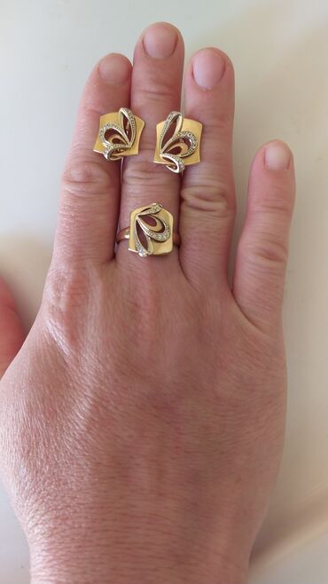женское кольцо: Золотой компоект Кастрома, почти 9 грамм 585 Россия. 45000