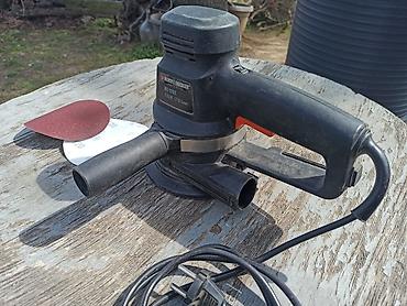 Električne brusilice: Originalna BLACK&DECKER ekscentar šlajferica snage 330W. Prečnik — 2