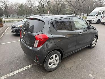Chevrolet: Chevrolet Spark: 2019 г., 1 л, Вариатор, Бензин, Хэтчбэк — 4