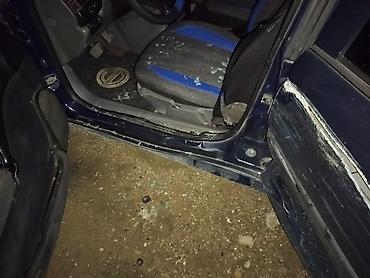 man sat: Opel Vectra: 2 l | 1996 il 231000 km Sedan — 4