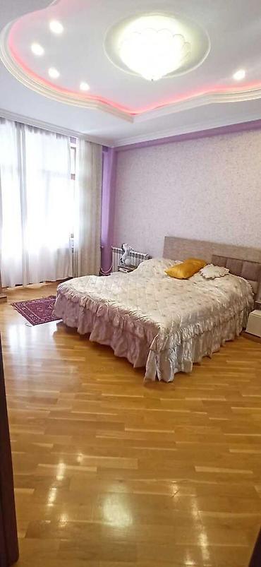 menzil barter: Bakıxanov qəs., 3 otaqlı, Yeni tikili, 100 kv. m — 3