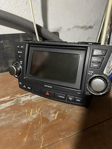 android avto: Штатная мультимедийная система Toyota Hailander 2011 год (головное — 1