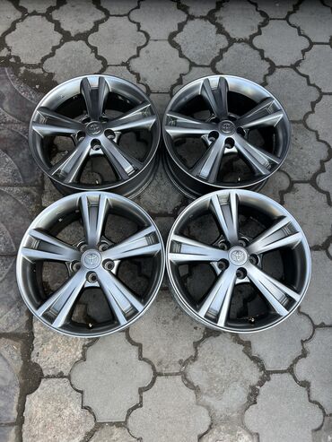 Диски: Литые Диски R 18 Lexus, Комплект, отверстий - 5, Б/у — 2