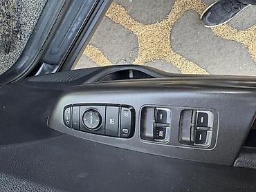 Kia: Kia Sportage: 2021 г., Кроссовер — 5