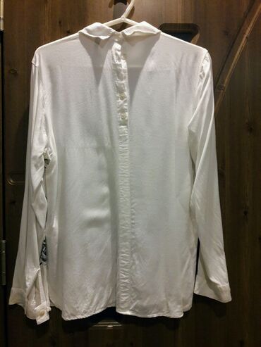 Köynək və bluzalar: Relax cox gozel pambigli koftasi.sayili 2 veya 3 geyinilib.heçbir — 4