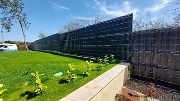 Proizvodi od rolovanog metala, metalni kanali: 🌿 TRAKA REBRASTA 50m x 4,7cm Za panelne ograde 3D 📍 Fence System doo — 7