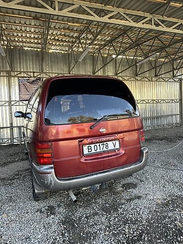 tayota 4 runner: Nissan Serena: 1994 г., 2 л, Механика, Бензин, Минивэн — 4