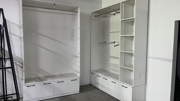 Шкафы для одежды: Шкаф для одежды, Б/у, Прямой, МДФ — 3